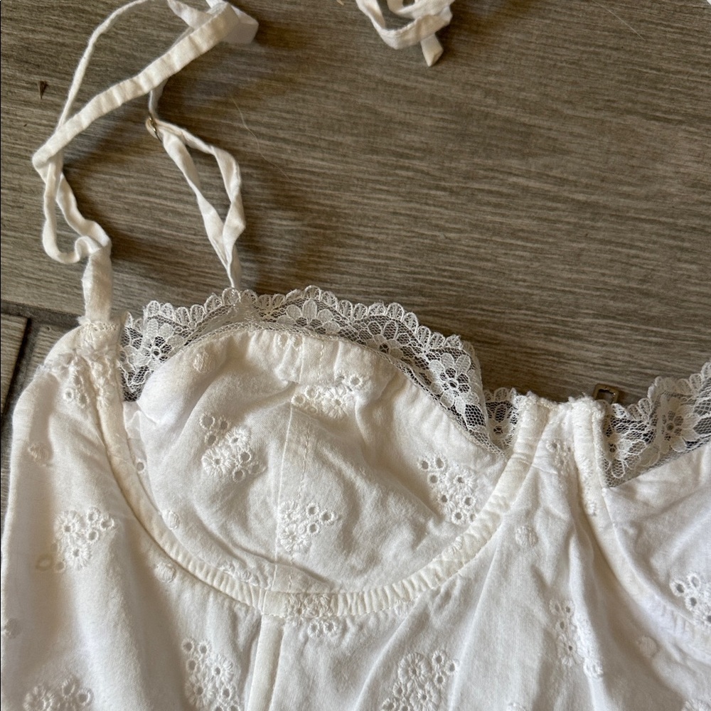 Princess Polly White Lace Trim Top Size 6 NWOT - Picture 6 of 6